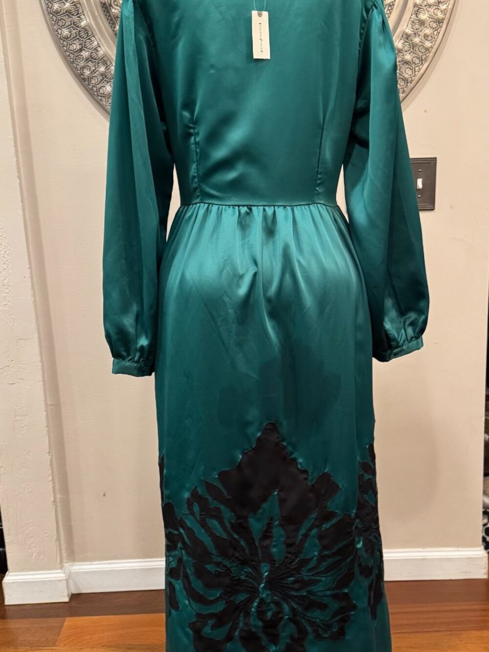 Anthropologie Nikasha Embroidered Satin Dress XL NWT Plus Accessories Bundle - Picture 7 of 17